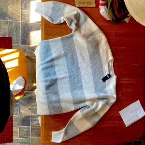 Women’s large hollister sweater